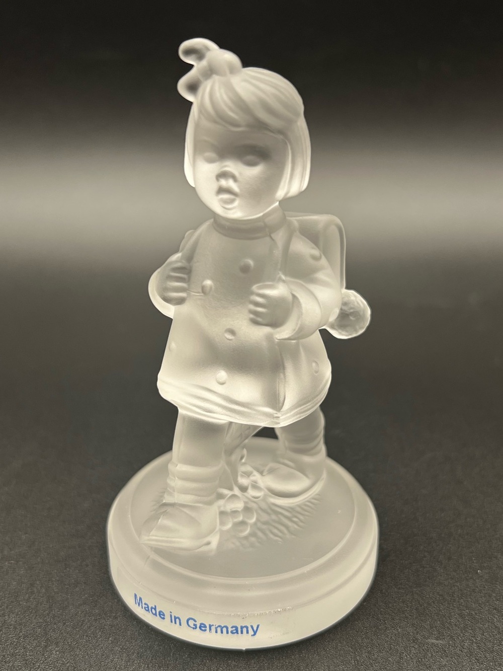 🌟 VINTAGE Goebel M.I. Hummel Frosted Crystal "School Girl" Figurine